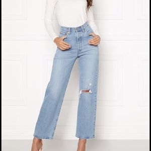 Levi’s Premium Ribcage denim Tango Fade Sz30